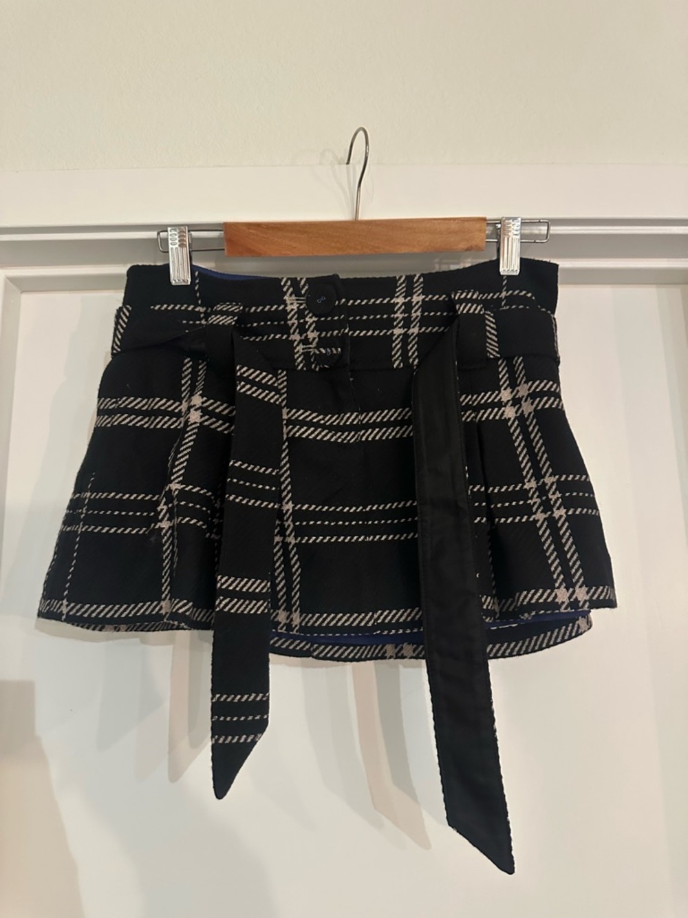 American Eagle Outfitters Black Plaid Mini Skirt with Belt
